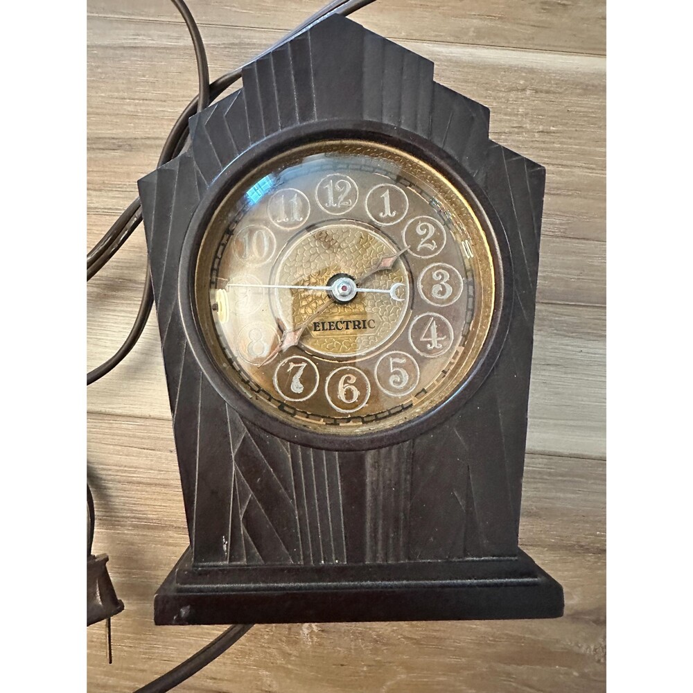 Vintage Art Deco Cathedral Mantel  Electric Clock